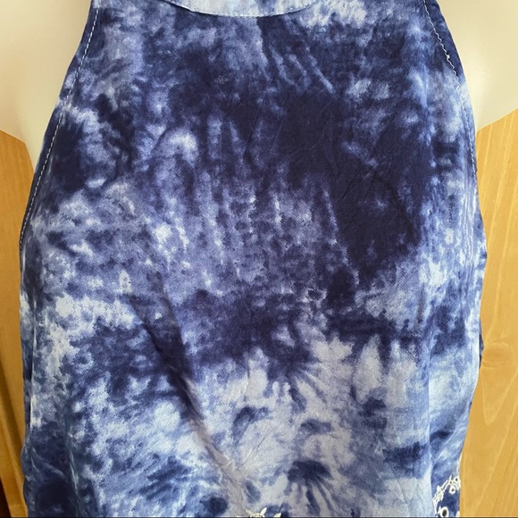 Kendall & Kylie • Blue Tie Dye Halter Neck Tank - Picture 4 of 12